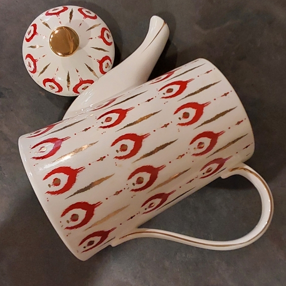 Tea Pot - Picture 3 of 4